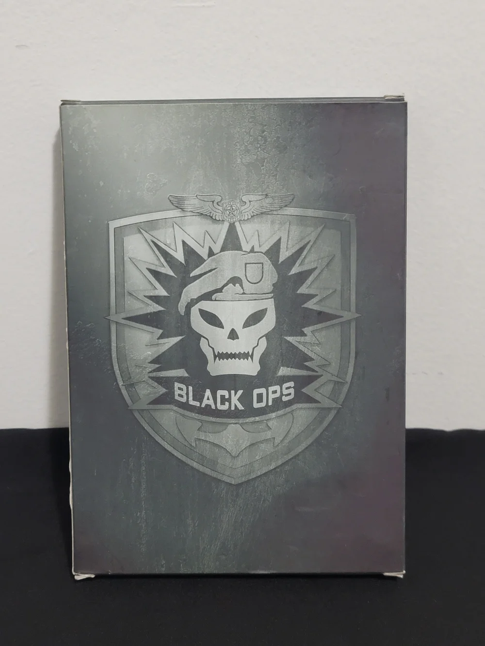Call Of Duty Black Ops Collectors Medal Pin In Box